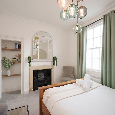 バースThe Haze House - 4 Bed Townhouseアパートメント エクステリア 写真